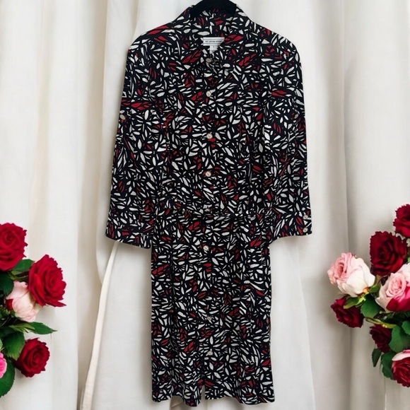 St. John Sport Black and Red Geometric Floral Belted Collared Dress Size S - Picture 1 of 13